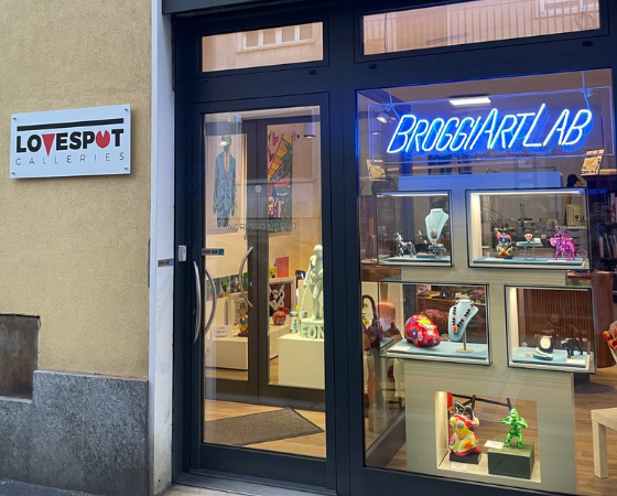Love Spot Varese - Galleria d'arte Love Spot Varese - Galleria d'arte